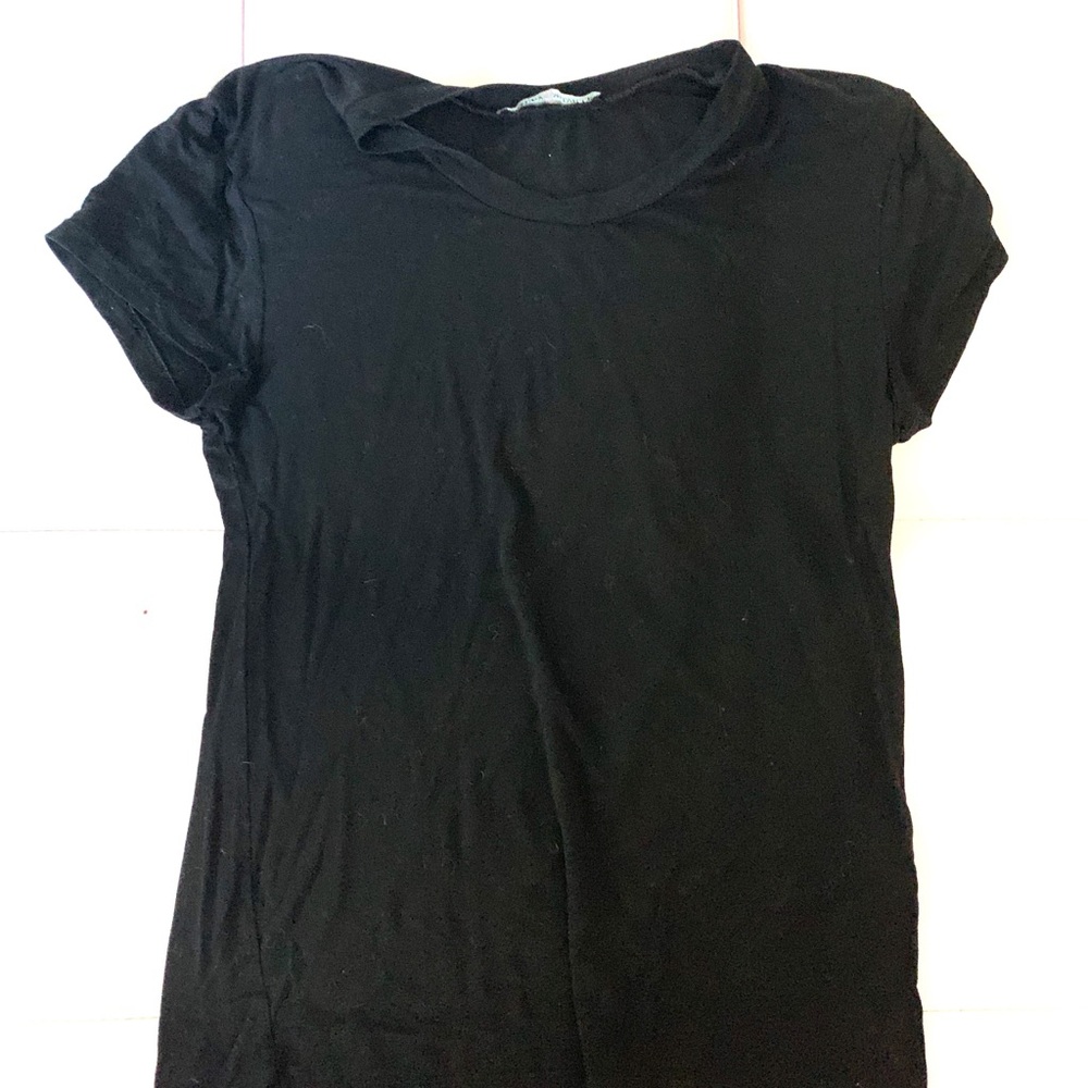 black crewneck tee